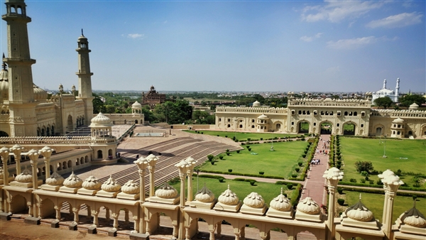 Bara Imambara. Bhul Bhulaiya 